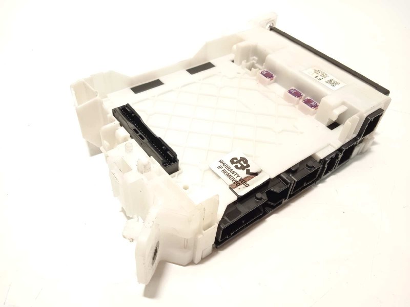 Recambio de caja reles / fusibles para toyota yaris (ksp211 1.5 referencia OEM IAM 82730K0060  