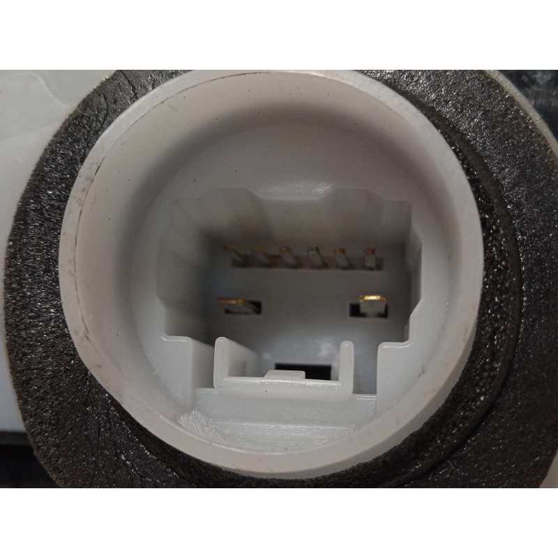 Recambio de cerradura puerta delantera izquierda para toyota yaris (ksp211 1.5 referencia OEM IAM 69040K0040  