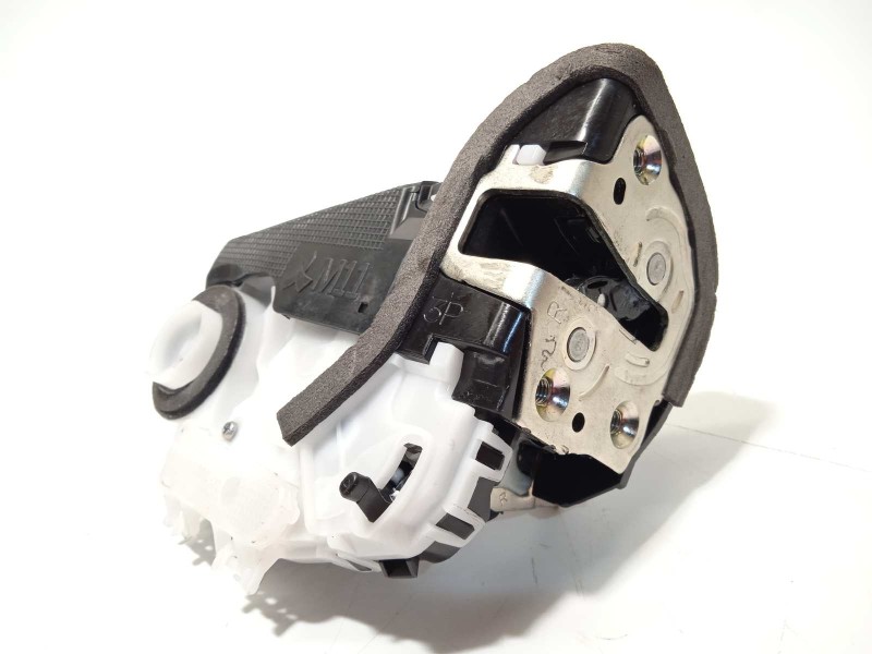 Recambio de cerradura puerta trasera derecha para toyota yaris (ksp211 1.5 referencia OEM IAM 69050K0040  