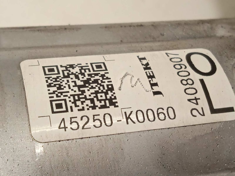 Recambio de columna direccion para toyota yaris (ksp211 1.5 referencia OEM IAM 45250K0060 JJ501006151 89650K0050