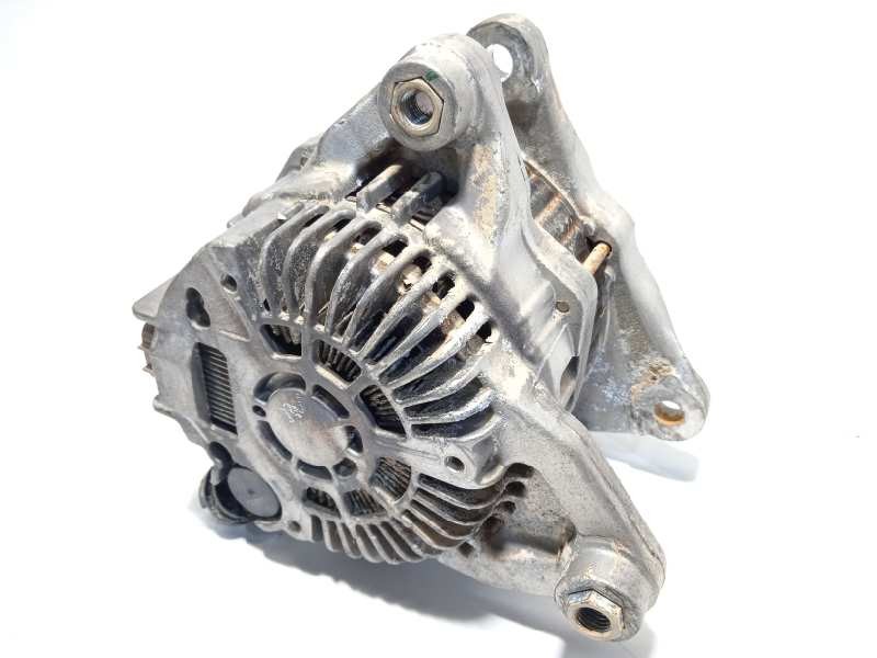 Recambio de alternador para mazda 3 lim. () 2.0 cat referencia OEM IAM PE01 A5TL0491 PE0118300