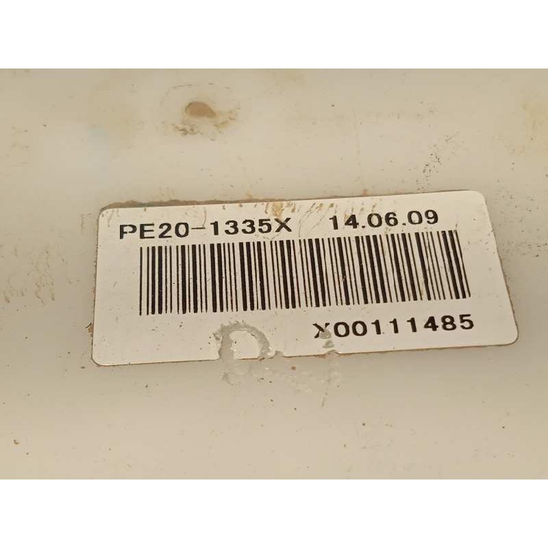 Recambio de bomba combustible para mazda 3 lim. () 2.0 cat referencia OEM IAM PE201335X  