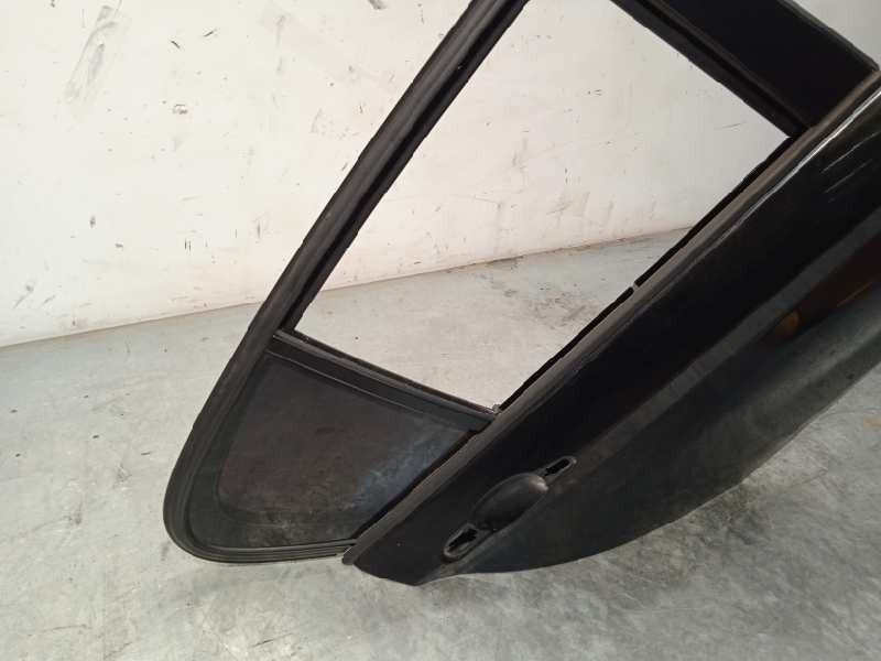 Recambio de puerta trasera derecha para bmw serie 1 lim. (f20/f21) 116d referencia OEM IAM 41527284516  41525A2A398