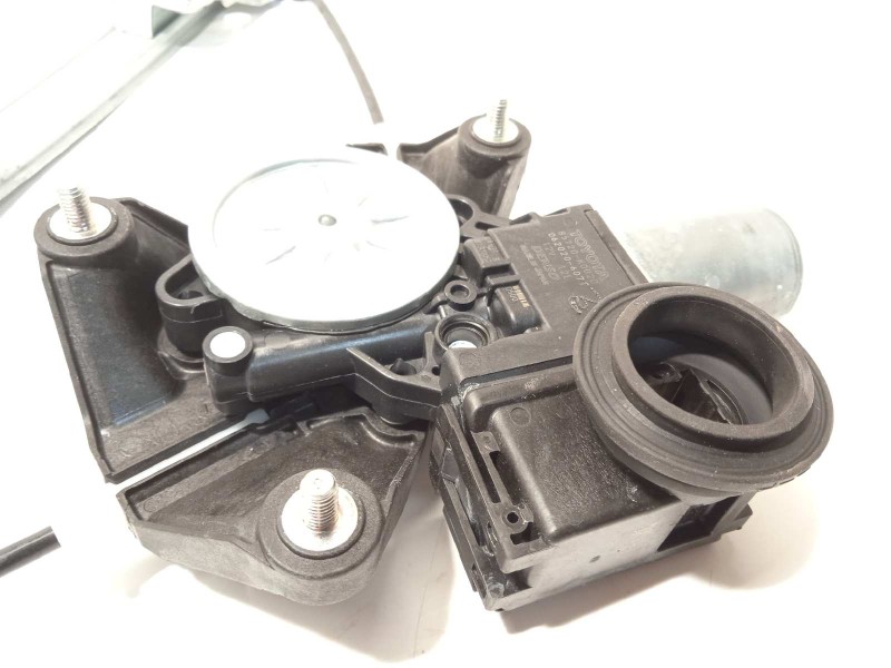 Recambio de elevalunas delantero izquierdo para toyota yaris (ksp211 1.5 referencia OEM IAM 85720K0020  0620206071