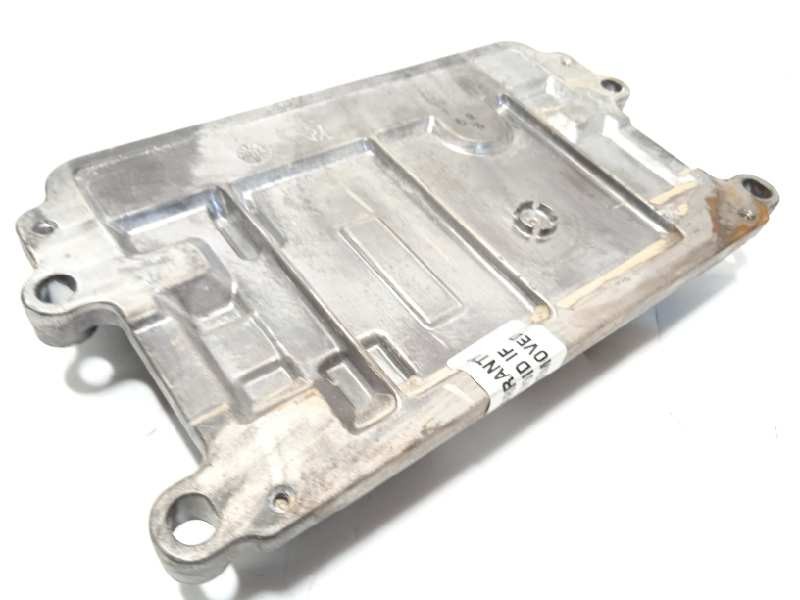 Recambio de centralita motor uce para mazda 3 lim. () 2.0 cat referencia OEM IAM P51J18881A  2797008652