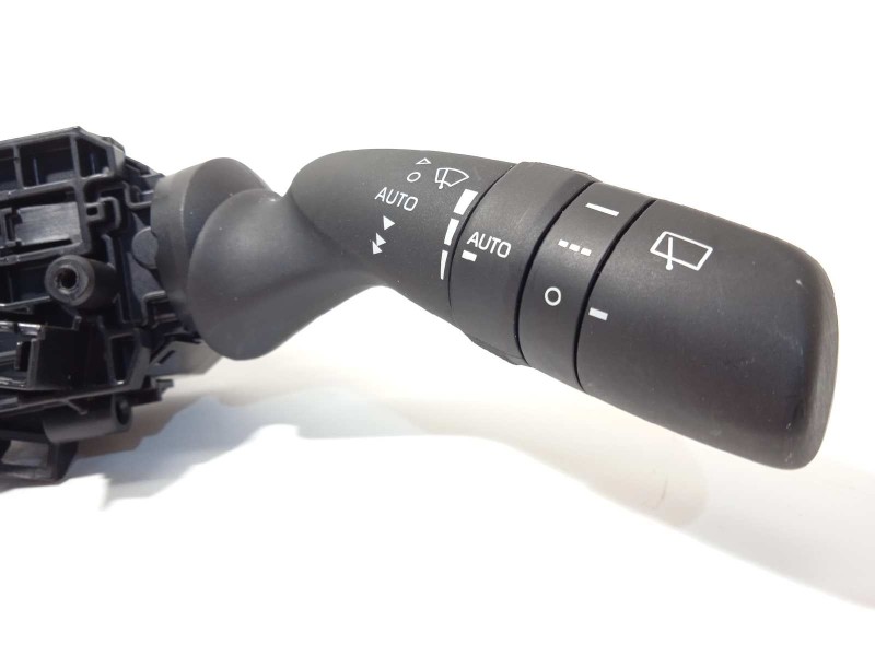 Recambio de mando intermitentes para toyota yaris (ksp211 1.5 referencia OEM IAM 8465202A50  8432902040