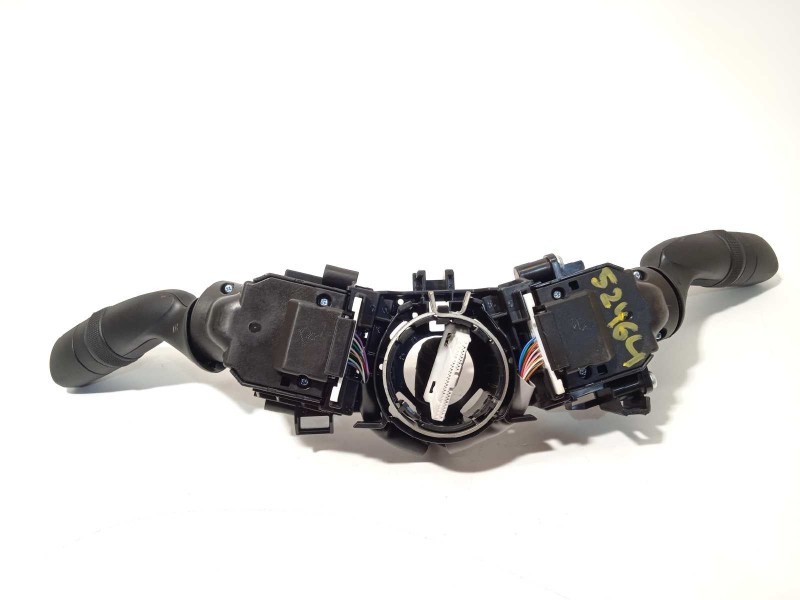 Recambio de mando intermitentes para toyota yaris (ksp211 1.5 referencia OEM IAM 8465202A50  8432902040