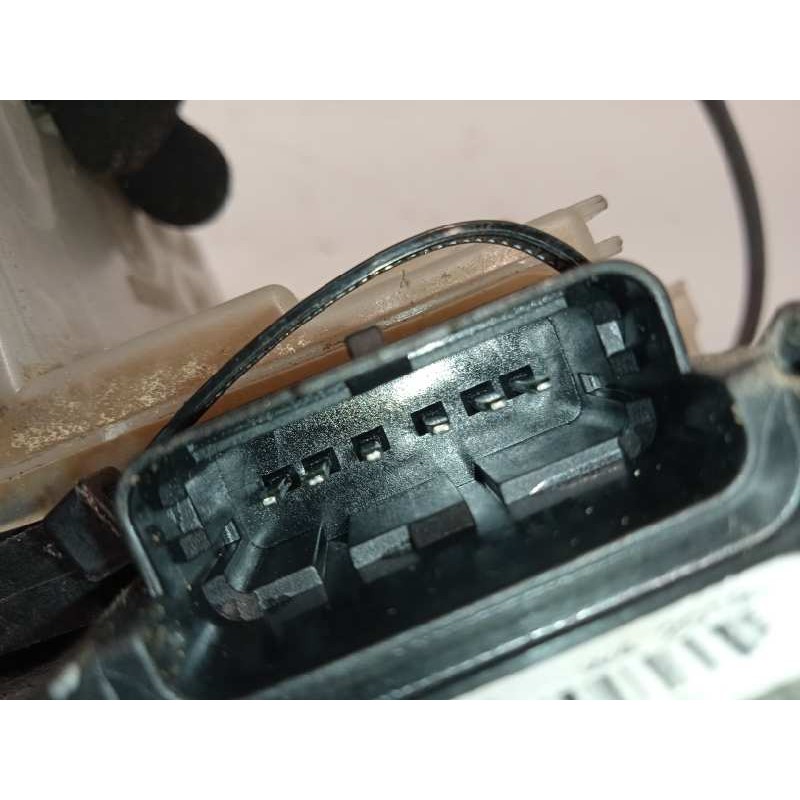 Recambio de cerradura puerta delantera derecha para citroën c3 origins referencia OEM IAM 9812398080  