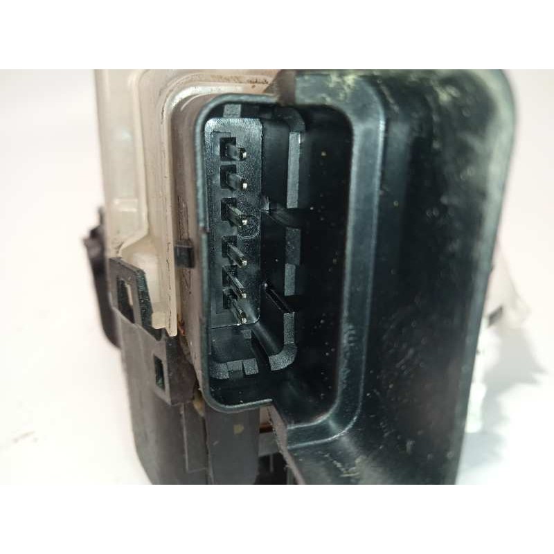 Recambio de cerradura puerta delantera izquierda para citroën c3 origins referencia OEM IAM 9812398180  