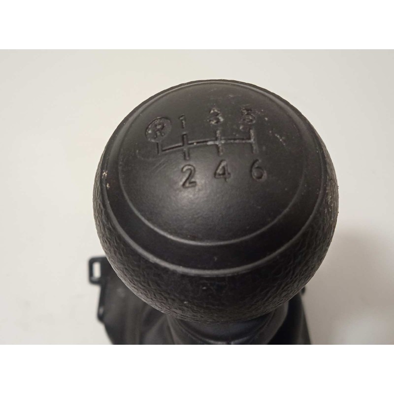 Recambio de palanca cambio para toyota yaris (ksp211 1.5 referencia OEM IAM 3353002360  