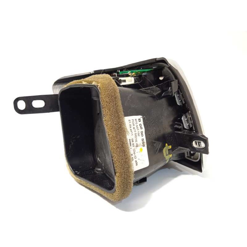 Recambio de aireador para porsche panamera 4 referencia OEM IAM 970552132  