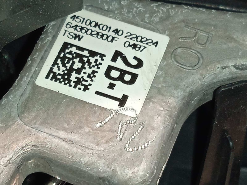 Recambio de volante para toyota yaris (ksp211 1.5 referencia OEM IAM 45100K0140  45100K0140C1