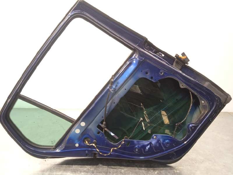 Recambio de puerta trasera izquierda para volkswagen golf vi (5k1) 1.6 tdi dpf referencia OEM IAM 5K6833055K  