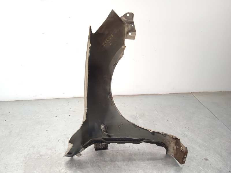 Recambio de aleta delantera izquierda para mazda 3 berlina (bk) 1.6 16v cat referencia OEM IAM BP4K52211C  