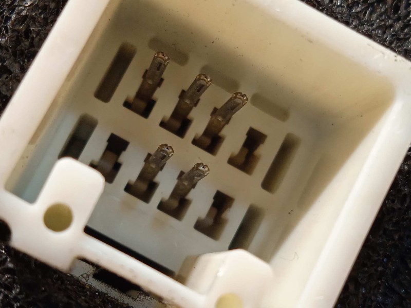 Recambio de retrovisor derecho para mazda 3 berlina (bk) 1.6 16v cat referencia OEM IAM BP4L69120J28  