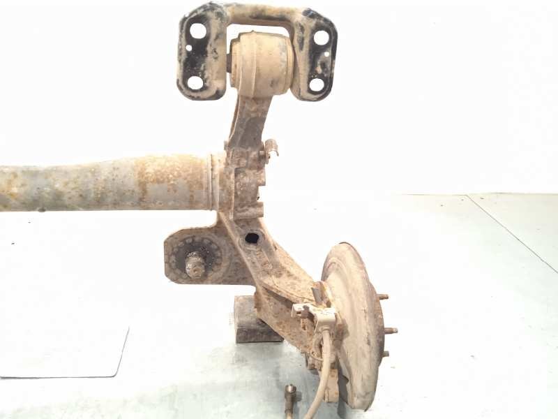 Recambio de puente trasero para opel astra j lim. 1.3 16v cdti referencia OEM IAM 13427773  