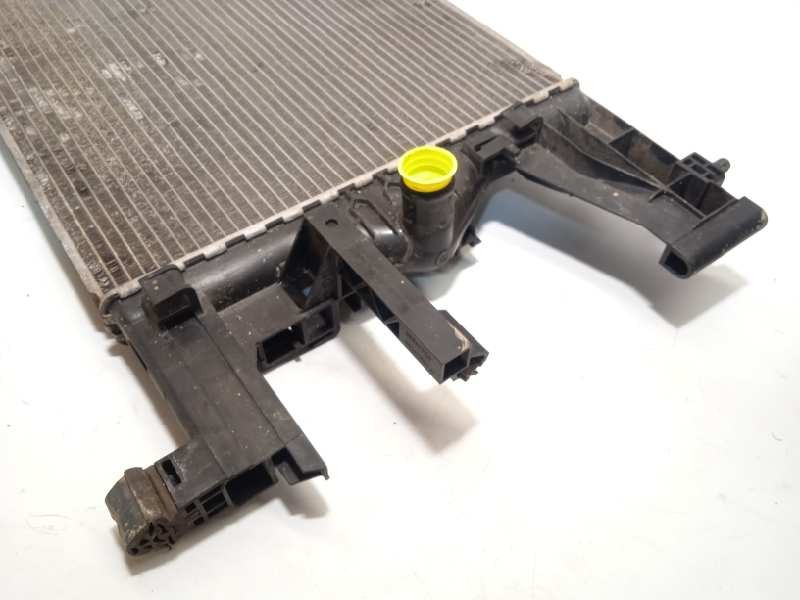 Recambio de radiador agua para opel astra j lim. 1.3 16v cdti referencia OEM IAM 13267655  