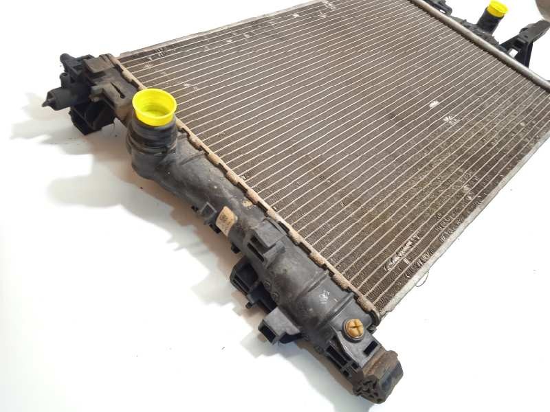 Recambio de radiador agua para opel astra j lim. 1.3 16v cdti referencia OEM IAM 13267655  