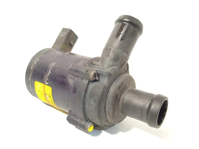 Recambio de bomba agua para porsche panamera 4 referencia OEM IAM 7L0965561L  