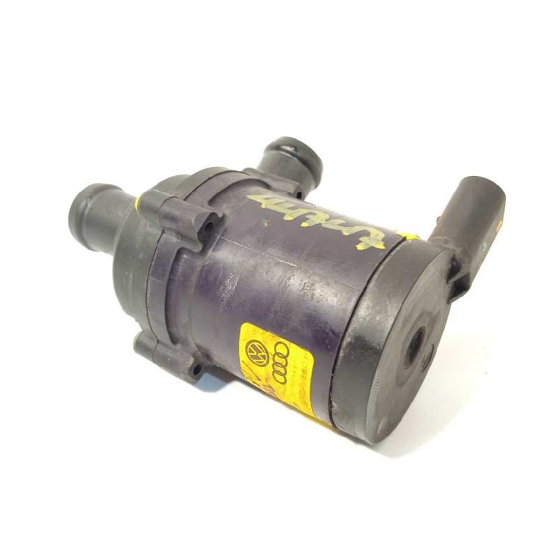 Recambio de bomba agua para porsche panamera 4 referencia OEM IAM 7L0965561L  