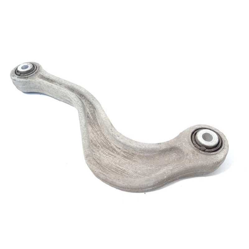 Recambio de brazo suspension inferior trasero central para porsche panamera 4 referencia OEM IAM 97033104700  