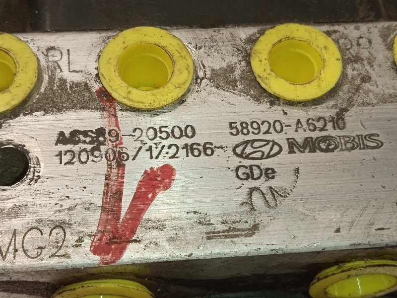 Recambio de abs para hyundai i30 (gd) tecno referencia OEM IAM 58920A6210 6158945200 A658920500