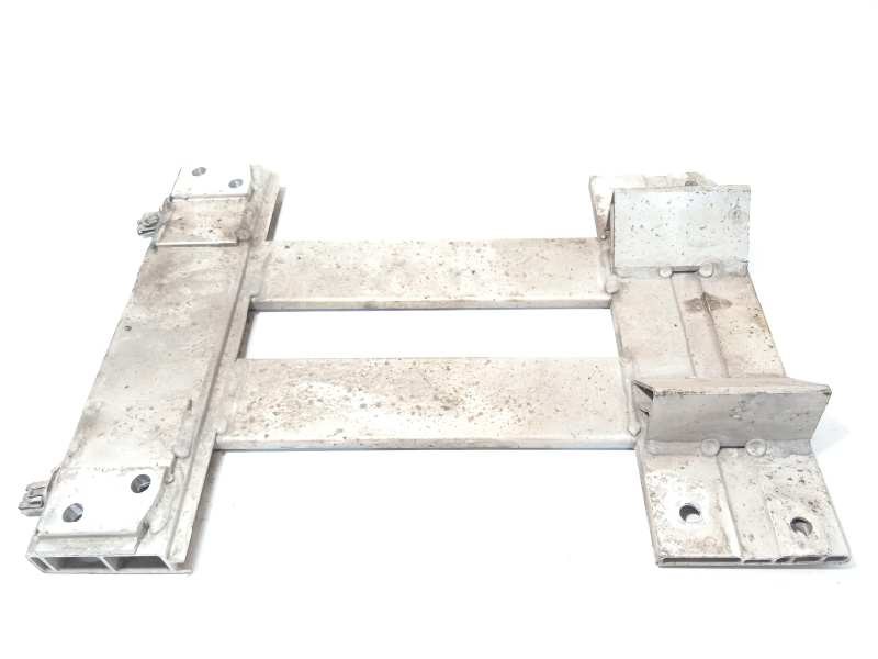 Recambio de puente trasero para porsche panamera 4 referencia OEM IAM 97050462301  