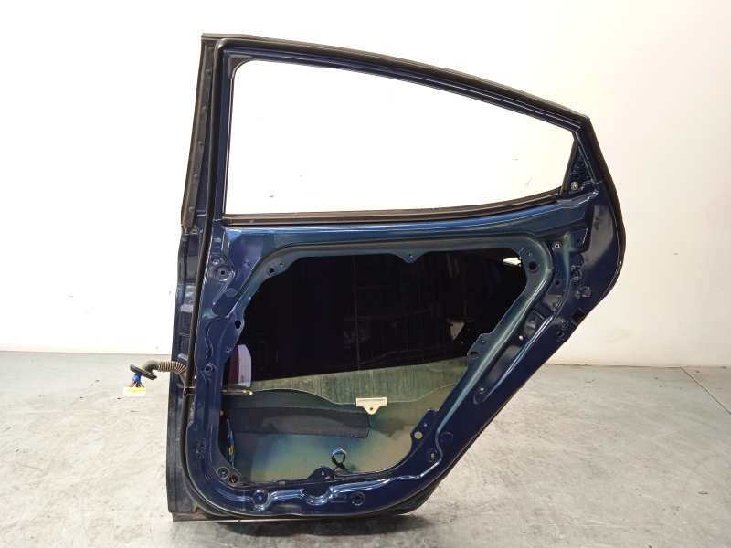 Recambio de puerta trasera derecha para hyundai elantra (md) tecno referencia OEM IAM 770043X001  