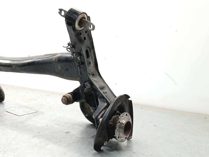 Recambio de puente trasero para citroën c4 picasso feel referencia OEM IAM 9827421280  