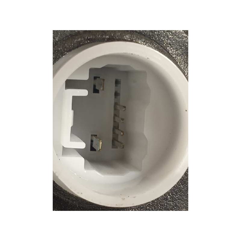 Recambio de cerradura puerta delantera derecha para toyota yaris 1.3 16v cat referencia OEM IAM 690300D540  