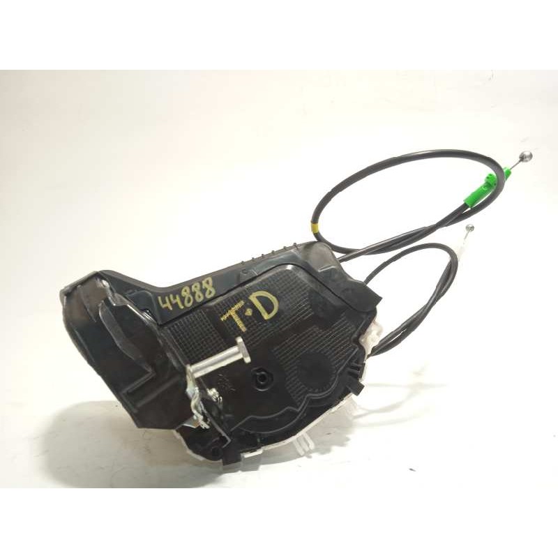 Recambio de cerradura puerta trasera derecha para toyota yaris 1.3 16v cat referencia OEM IAM 690500D310  