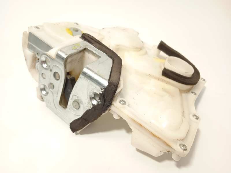 Recambio de cerradura puerta delantera derecha para suzuki swift berlina (mz) gl (5-ptas.) referencia OEM IAM 8220162J30  