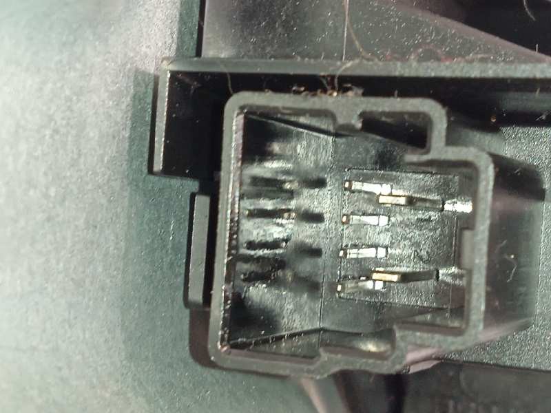 Recambio de elevalunas trasero derecho para volvo xc70 2.4 diesel cat referencia OEM IAM 983042102  970716101