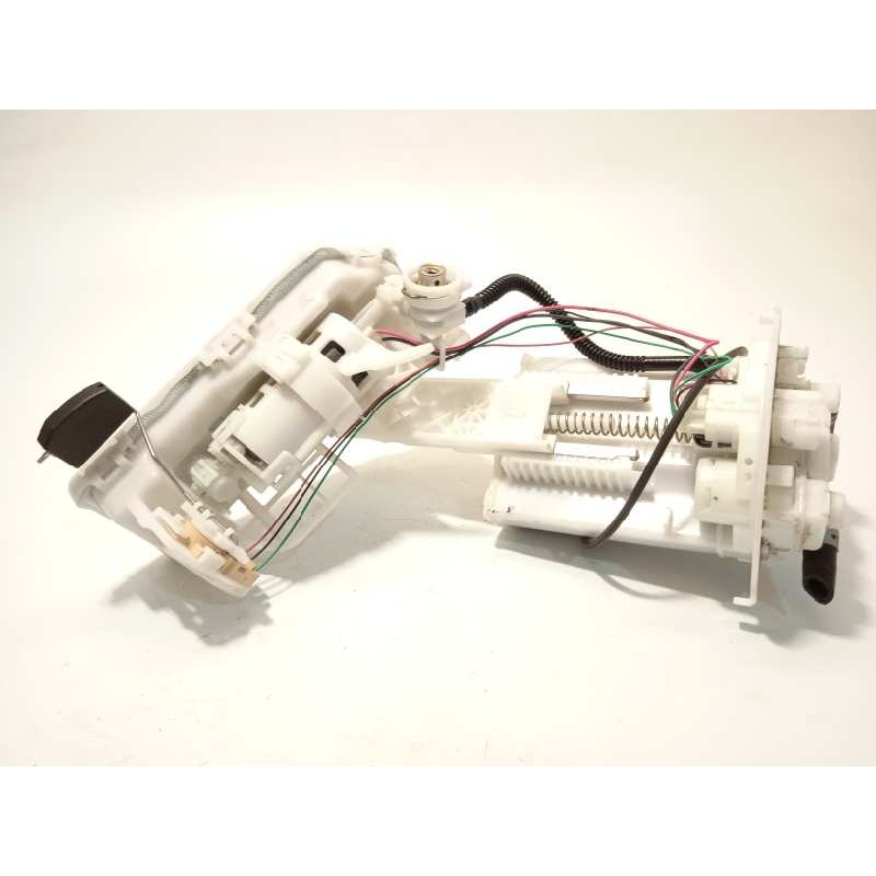 Recambio de bomba combustible para toyota c-hr referencia OEM IAM 7702002C21  