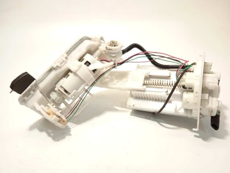 Recambio de bomba combustible para toyota c-hr referencia OEM IAM 7702002C21  