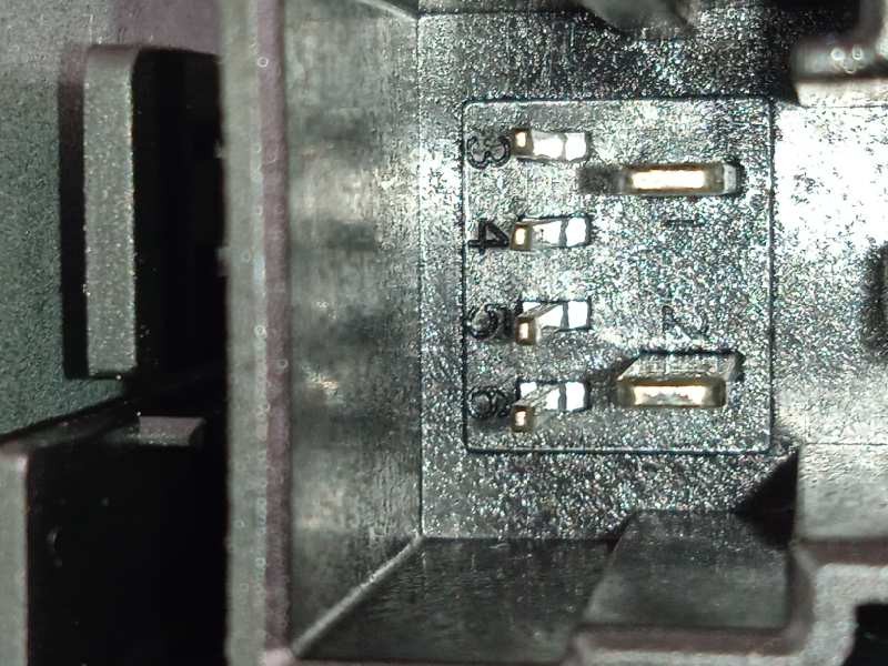 Recambio de elevalunas trasero izquierdo para volvo xc70 2.4 diesel cat referencia OEM IAM 983041102  970715101