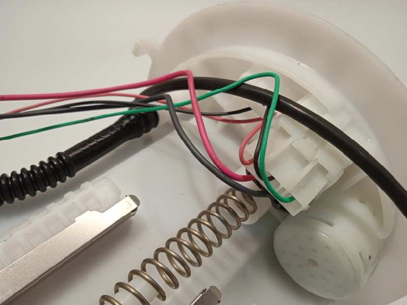 Recambio de bomba combustible para toyota c-hr referencia OEM IAM 7702002C21  