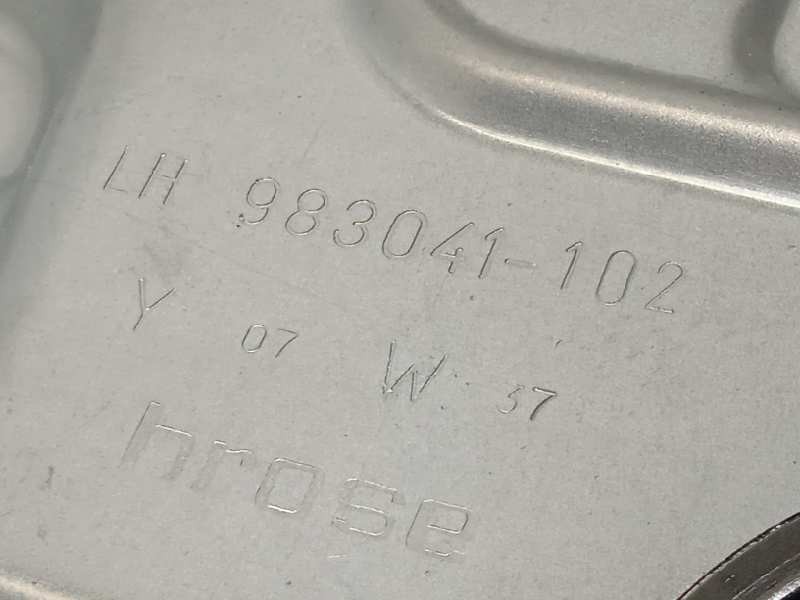 Recambio de elevalunas trasero izquierdo para volvo xc70 2.4 diesel cat referencia OEM IAM 983041102  970715101