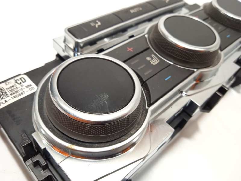 Recambio de mando climatizador para land rover range rover autobiography referencia OEM IAM CPLA18D687CD  LR068434