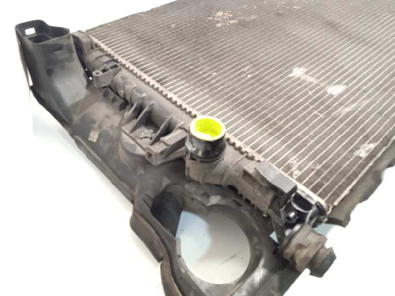 Recambio de radiador agua para volvo xc70 2.4 diesel cat referencia OEM IAM 31261104  