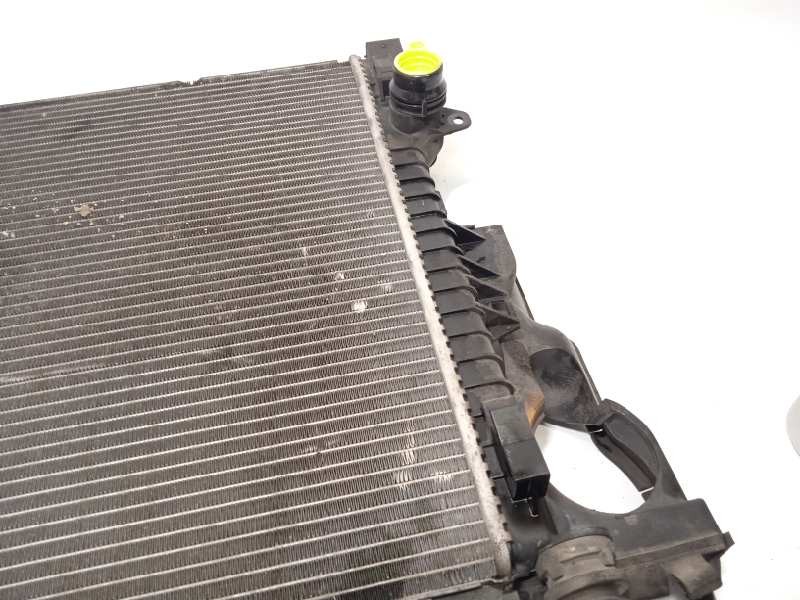 Recambio de radiador agua para volvo xc70 2.4 diesel cat referencia OEM IAM 31261104  