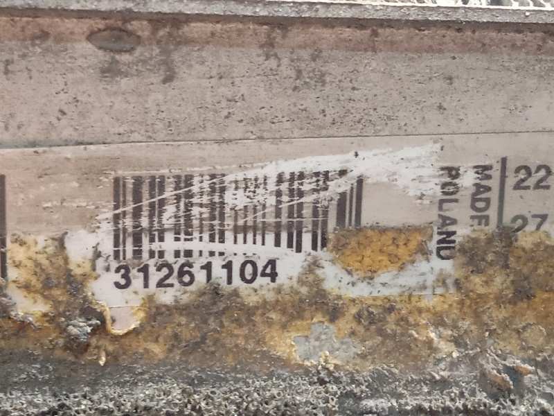 Recambio de radiador agua para volvo xc70 2.4 diesel cat referencia OEM IAM 31261104  