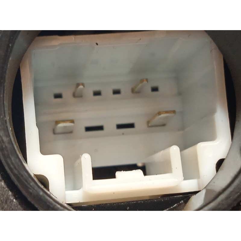 Recambio de cerradura puerta trasera izquierda para toyota c-hr referencia OEM IAM 69060F4010  