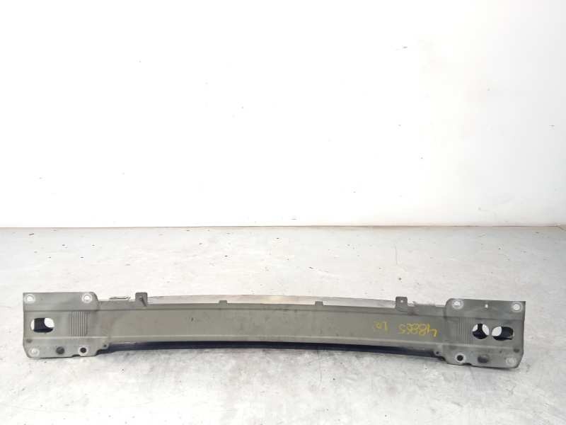 Recambio de refuerzo paragolpes delantero para volvo xc70 2.4 diesel cat referencia OEM IAM 30791152  