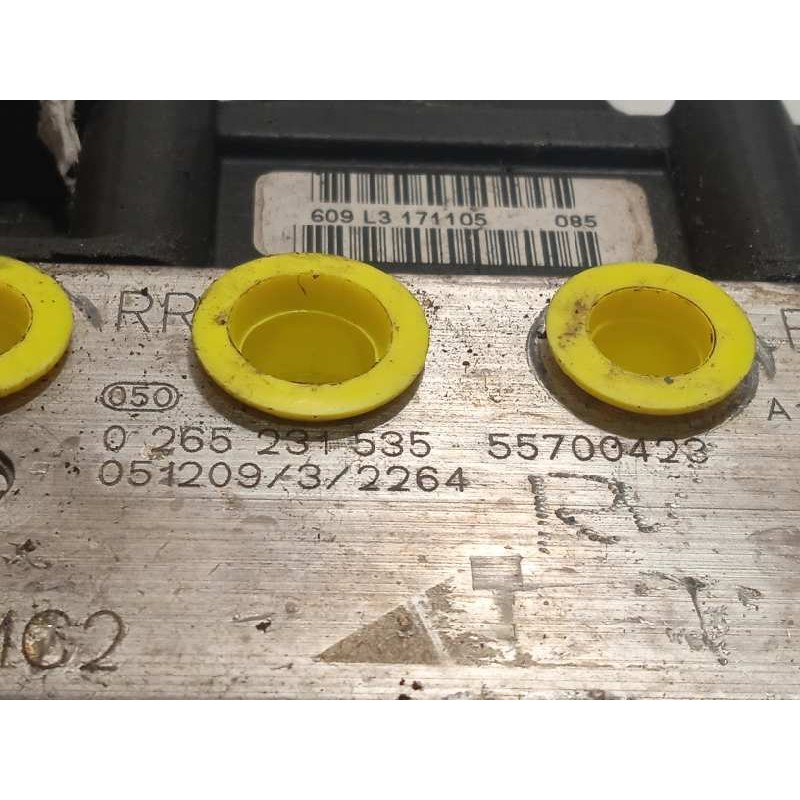 Recambio de abs para fiat grande punto (199) 1.4 8v active referencia OEM IAM 55700423 0265800421 0265231535