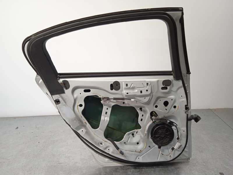 Recambio de puerta trasera izquierda para peugeot 508 active referencia OEM IAM 9006S0  