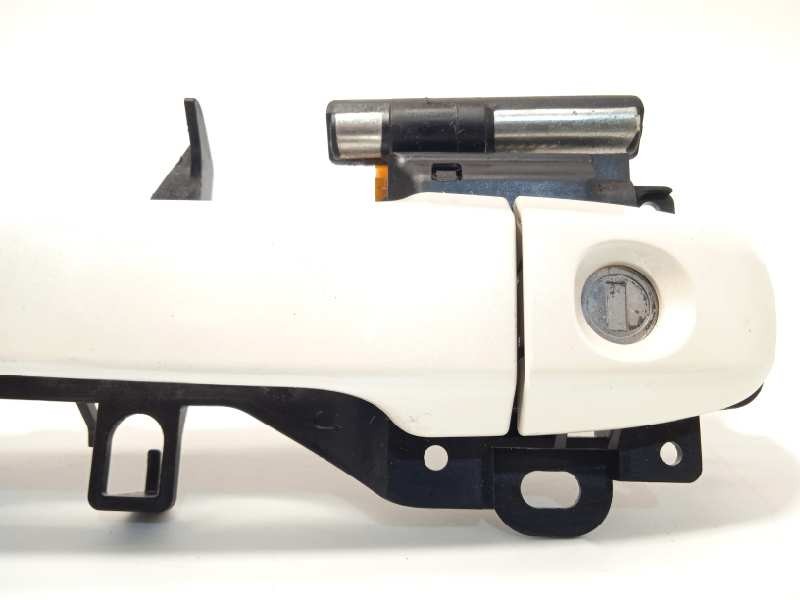 Recambio de maneta exterior delantera izquierda para toyota c-hr referencia OEM IAM 69210F4010A2  