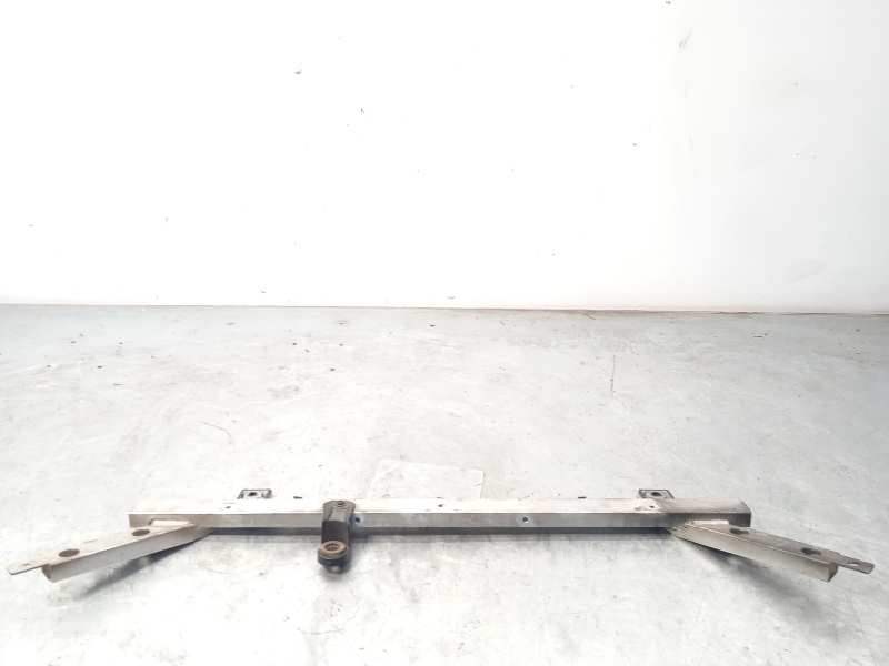 Recambio de travesaño superior para volvo v90 cross country 2.0 diesel cat referencia OEM IAM 31391252  