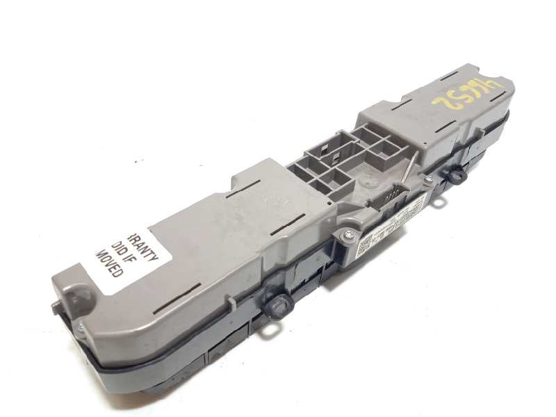 Recambio de mando multifuncion para volkswagen crafter combi (2e) combi 30 referencia OEM IAM 9068700510 A9064420023 A9068702110