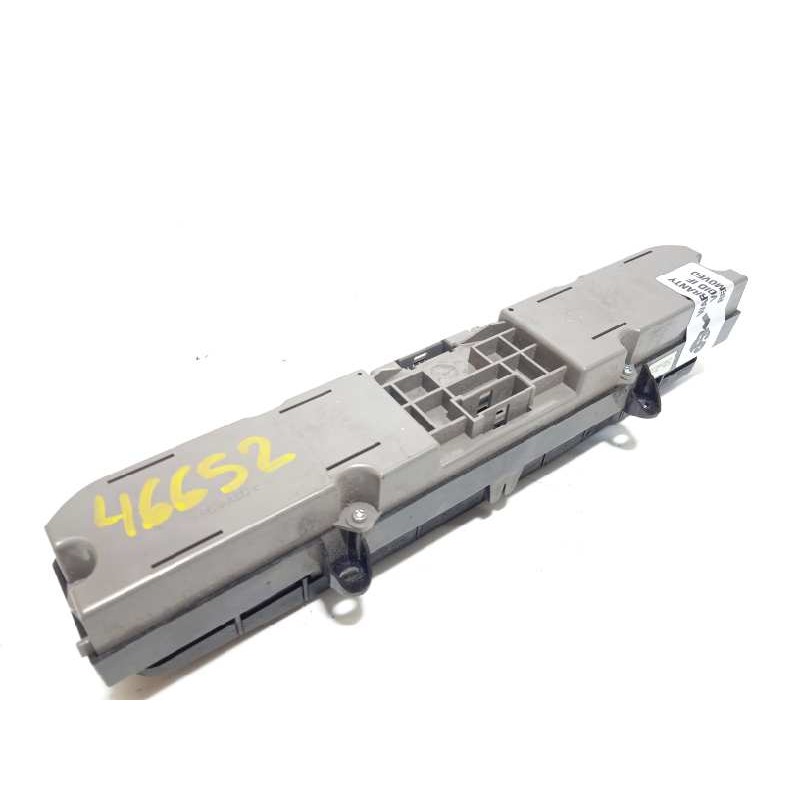 Recambio de mando multifuncion para volkswagen crafter combi (2e) combi 30 referencia OEM IAM 9068700510 A9064420023 A9068702110